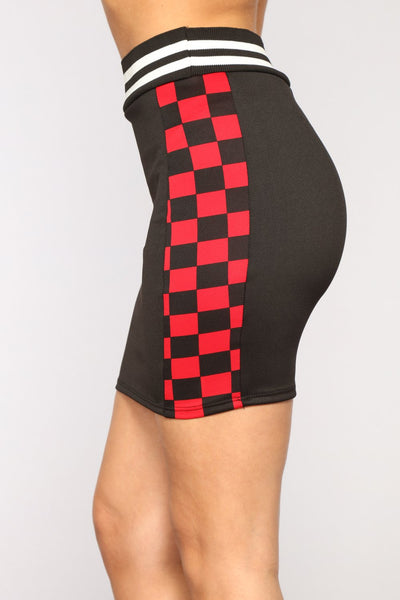 Race You There Skirt - Black