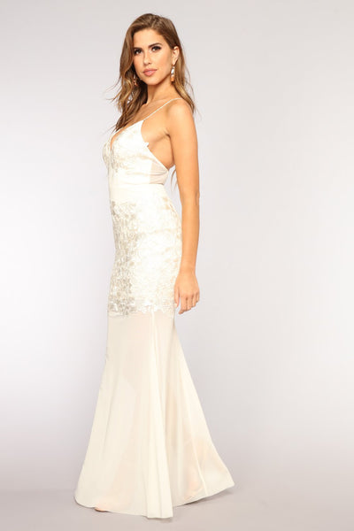Wine And Dine Lace Dress - Cream